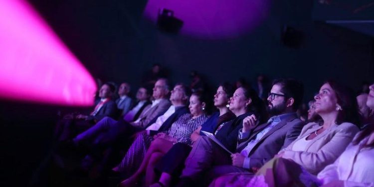 Senadora Órdenes participa en inauguración de Congreso Futuro e invita a ayseninas/os a participar en jornada del 20 de enero en la región.
