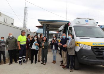 Nueva ambulancia para Hospital de Chile Chico es entregada por Servicio de Salud Aysén y el Gobierno Regional