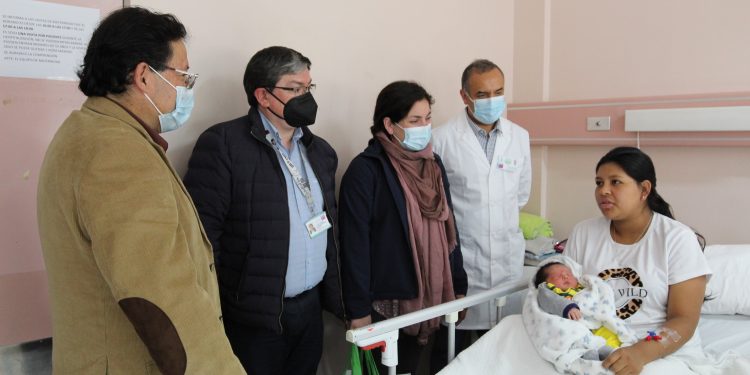 Kael Navarrete Shupingahua es el primer recién nacido del 2023 en el Hospital de Coyhaique