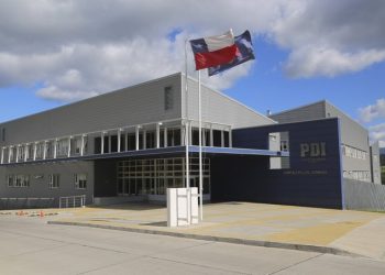 PDI Aysén entrega recomendaciones para la prevención de delitos contra la propiedad y el autocuidado durante temporada veraniega