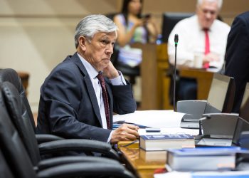 Senador Sandoval insiste en necesidad de conocer detalles de Plan de Conectividad anunciado por el MOP 