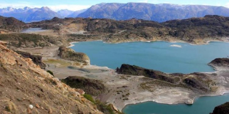 Superintendencia de Medio Ambiente inicia acciones para establecer si proceden sanciones contra minera Southern Gold por prospecciones ilegales