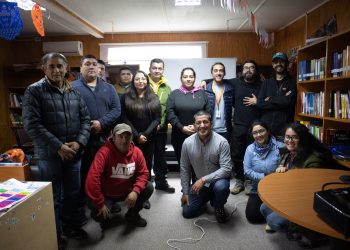 Municipalidad de Aysén y clubes deportivos de Isla las Huichas llegan a acuerdo por diseño de nuevo estadio