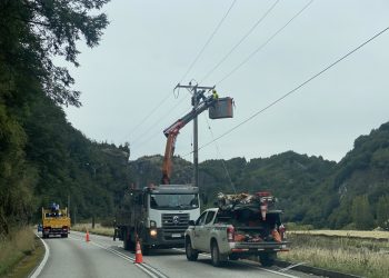 Edelaysen se encuentra realizando trabajos de mantenimiento eléctrico en camino Aysén-Coyhaique