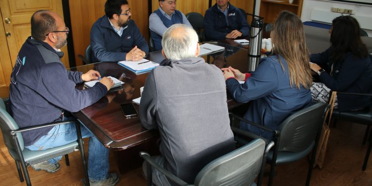 Cámara Chilena de la Construcción Coyhaique espera que los compromisos sobre conservación de caminos se cumplan tras reunión con Director Nacional de Vialidad