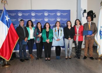 30 años del Gobierno Regional: Gobernadora Andrea Macías realiza Cuenta Pública con homenaje a ex Intendentes e Intendentas