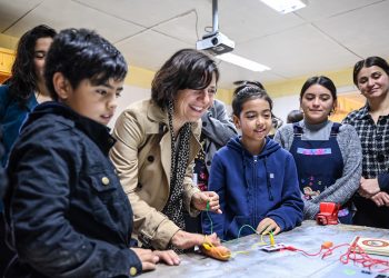 Ministra de Ciencias Aisén Etcheverry realiza gira por la región