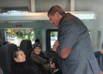 Programa Expreso Conecta Mayor: Se da inicio a servicio de transporte gratuito para adultos mayores a cargo del Municipio de Aysén