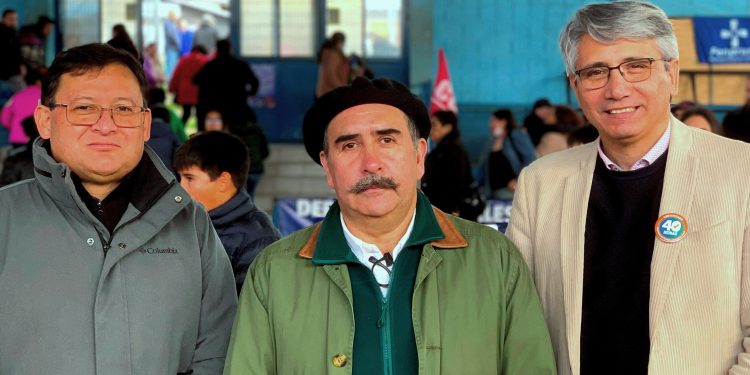 Trabajadores y Gobierno conmemoraron Día del Trabajador y Trabajadora en Liceo Ricardo Navarrete