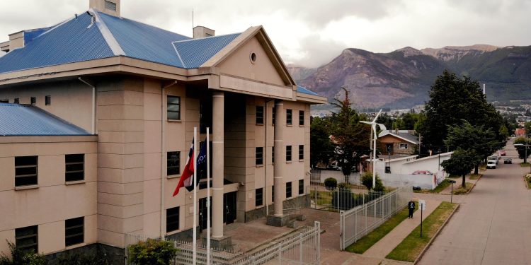 Corte de Apelaciones de Coyhaique ordena eliminar publicaciones ofensivas de la red social Facebook