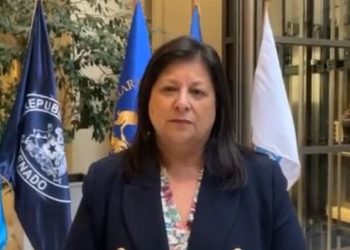 Diputada Raphael oficia por contratos con fundaciones vinculadas al Frente Amplio a raíz de cuestionamientos