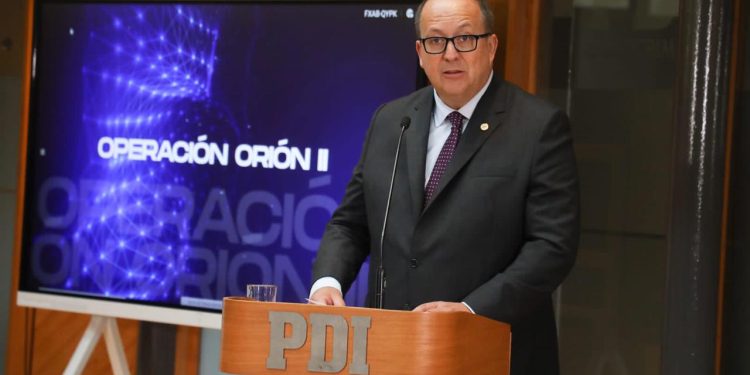 Operación Orión 2: Decomisan material pornográfico infantil en todo Chile y Fiscal Nacional destaca coordinación con PDI