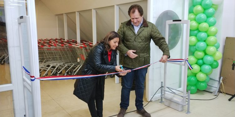 Se inaugura super almacén San José que abastecerá al sector alto de Coyhaique