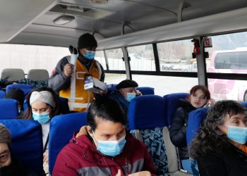 Incentivan uso de mascarillas en transporte público