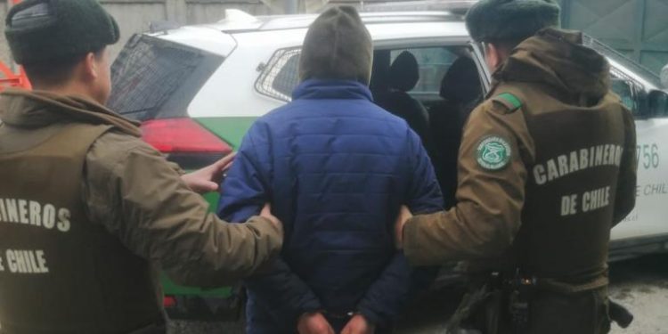 Carabineros detuvo a sujeto y recuperó camioneta robada en Coyhaique