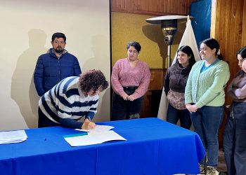 Se termina paro estudiantil en la Universidad de Aysén con firma de acuerdo