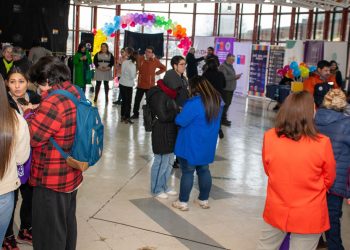 Puerto Aysén: Se realizó Expo Colores con el fin de sensibilizar a la comunidad sobre las diversidades sexo-genéricas
