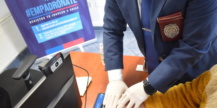 Inició empadronamiento biométrico de extranjero en la región de Aysén