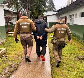 Carabineros de Coyhaique detuvo a sujeto y aclaró robo a local comercial, siendo recuperadas especies avaluadas en 2 millones de pesos