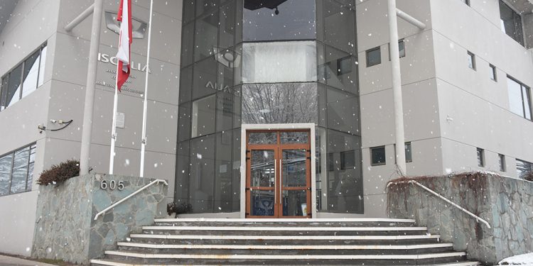 Fiscalía logra condena para mujer que atropelló a carabinera en Coyhaique
