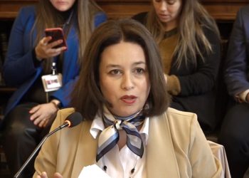 Senadora Órdenes manifestó su preocupación por aumento en las listas de espera de las GES oncológicas