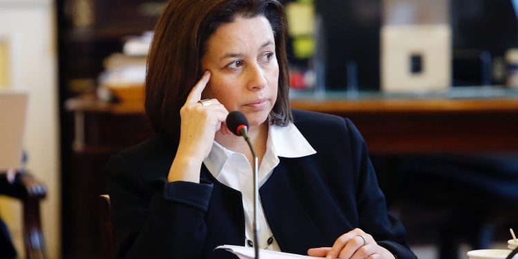Senadora Órdenes: «Las Urgencias diferenciadas del Hospital Regional de Coyhaique funcionan con más del 60% de Honorarios COVID»