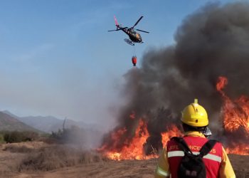 Día Mundial del Helicóptero: La indispensable labor que realizan en Chile