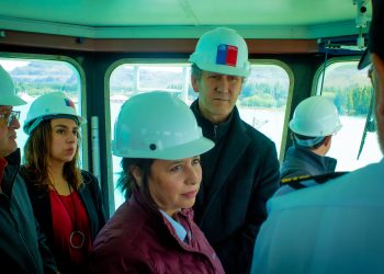 Senadora Órdenes llama a dar un paso firme en el inicio de la construcción de nuevas embarcaciones
