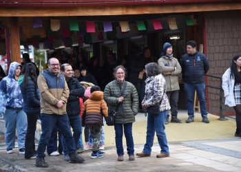 Organizaciones culturales de Puerto Cisnes visibilizan oficios artesanales e intercambio de saberes