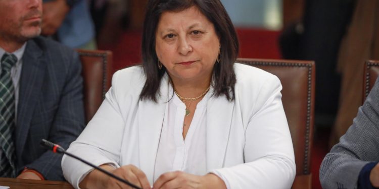 Diputada Marcia Raphael demanda al Gobierno que se decrete alerta sanitaria por aumento de listas de espera en patologías oncológicas