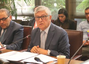 Sandoval por rol de industria salmonera en Aysén y postura del Gobierno: “El problema radica en la mirada que nosotros tenemos del territorio”