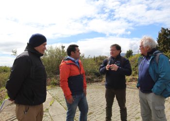 Autoridades regionales se reúnen con pescadores artesanales de Islas Huichas