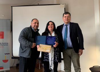 En Puerto Aysén reconocen a 4 defensores y defensores de Derechos Humanos durante la dictadura 