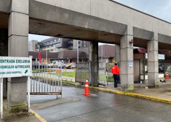 Un niño de 13 años resultó muerto en una balacera en la ciudad de Valdivia, otros dos menores de la misma edad fueron también baleados.
