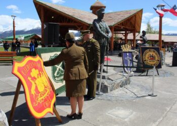 58 años de su partida: Teniente Merino Correa es homenajeado por Carabineros y autoridades como héroe de la soberanía chilena