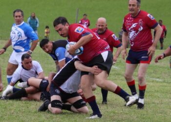 Encuentro internacional de rugby organizado por Patagonia Baguales R.C. reunió a rugbistas veteranos en Coyhaique