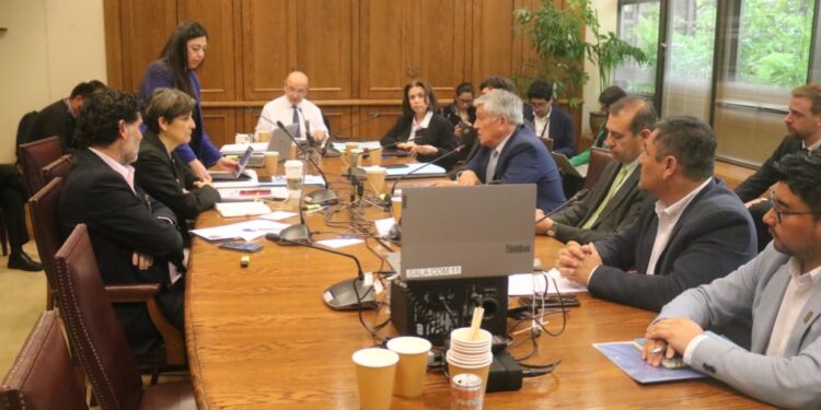 Senador Sandoval: “Tenemos al litoral en una condición de precariedad enorme”
