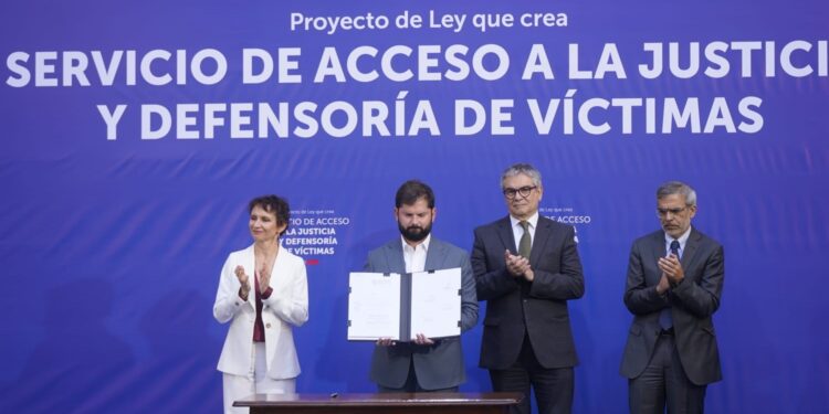 Gobierno presenta iniciativa legislativa que crea el Servicio Nacional de Acceso a la Justicia y Defensoría de las Víctimas