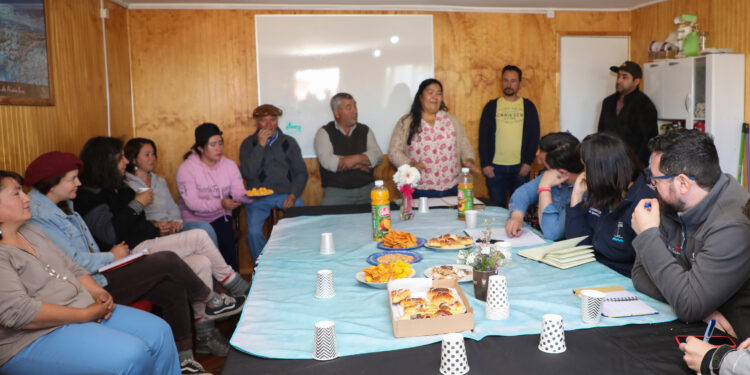 Subsecretaría de Agricultura se reunió con diferentes organizaciones y productoras/es durante su visita a la región de Aysén