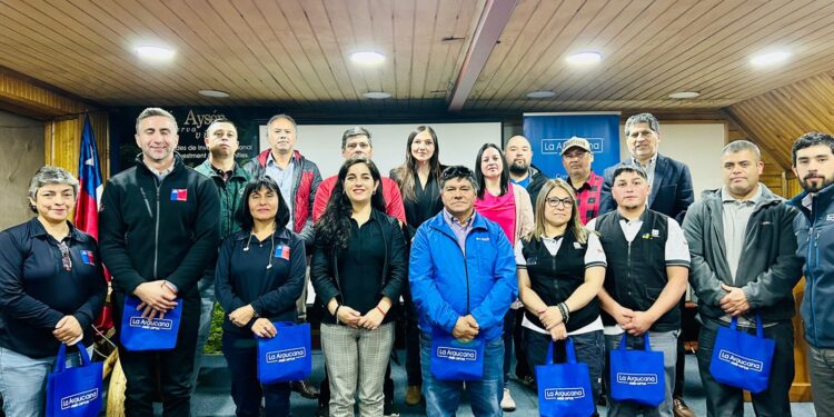 Representantes sindicales de la región de Aysén son capacitados por experto de la Organización Internacional del Trabajo