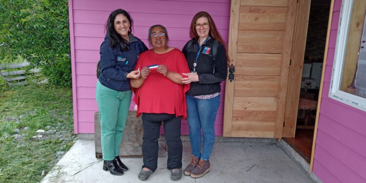 Seremi MINVU Aysén entregó viviendas, inauguró pavimentos y renovada red de evacuación de aguas en Villa O’Higgins