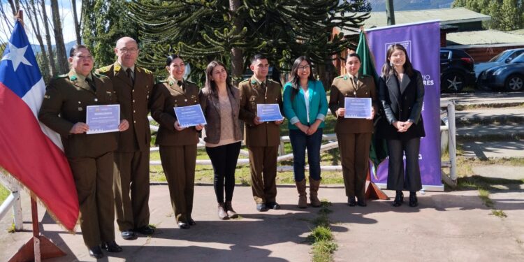 Cerca de 50 funcionarios y funcionarias de Carabineros fortalecen sus competencias y habilidades para atender denuncias de Violencia Intrafamiliar