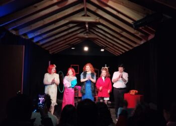 Teatro: «Ingenuas palomas» de Sieveking. Un reflejo profético de la sociedad chilena actual
