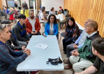 Memoria, Democracia y Futuro: Se realizó emotivo diálogo entre jóvenes y personas mayores en torno a los 50 años del Golpe de Estado