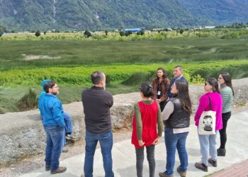 Comité Ambiental Comunal y alcalde de Aysén se reúnen para trabajar en la protección de humedales urbanos