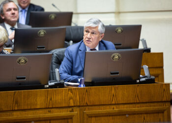 Senador Sandoval pide acelerar procesos “para asegurar los cambios radicales que tiene que tener la Universidad de Aysén”