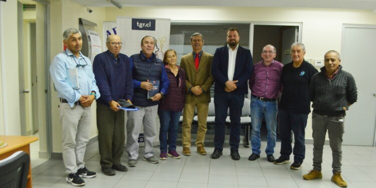 Informan sobre convenios para normalizar pago de préstamos a pequeños transportistas durante pandemia