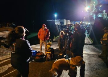 Carabineros del OS7 Aysén y Armada de Chile realizan servicios preventivos especializados en Cochrane y Tortel