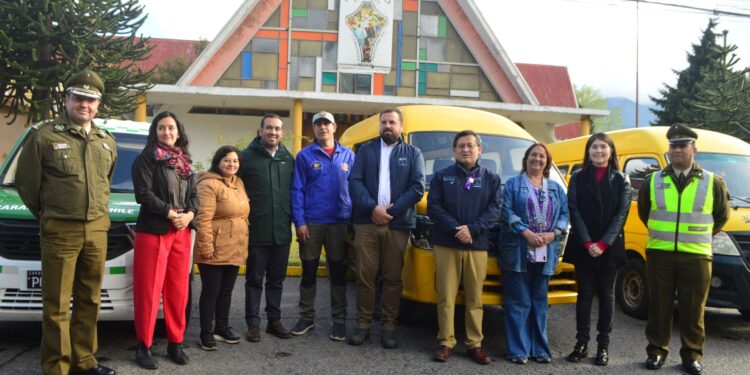 Un llamado a la seguridad: Autoridades de Aysén instan a preferir transporte escolar inscrito