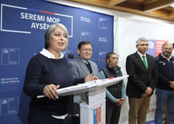 Ministra Jeanette Jara inaugura Feria Laboral en Coyhaique